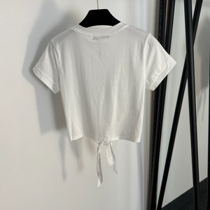 Nouveau <span class=keywords><strong>t</strong></span>-<span class=keywords><strong>shirt</strong></span> court à col en V pour <span class=keywords><strong>femme</strong></span> avec taille nouée et ensemble de jupe imprimée à motif <span class=keywords><strong>vintage</strong></span> à manches courtes - Product Image 4