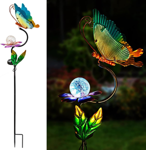 Lampes solaires de jardin en forme de papillon, lumières d'extérieur, décorations de jardin de fleurs, art de jardin en métal pour la décoration de patio, cadeaux pour maman - Product Image 1