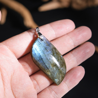 Bijoux pour enfants de haute qualité forme de feuille Super Flashy Labradorite grande pierre pendentif collier fournitures de Sources réputées