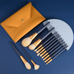 Sac de rangement en cuir PU pour pinceaux de maquillage, idéal pour les artistes maquilleurs, parfait pour les cadeaux promotionnels et les voyages - Product Image 3