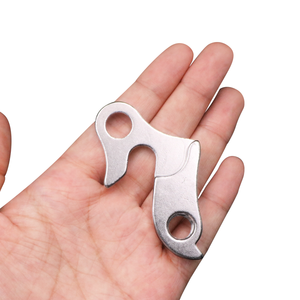 RIDERACE <span class=keywords><strong>1PCS</strong></span> Soporte de Cambio Trasero para Bicicleta, Aleación de Aluminio para Bicicletas de Montaña y Carretera, Adaptador de Gancho de Cambio para Cuadro de Ciclismo - Product Image 5