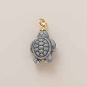 Collana con Ciondolo a Forma di Piccolo Pesce Blu Lucidato a Mano, Nuova Collezione, con Ciondolo a Fungo Dorato, Gioielli alla Moda per Donna, Ideale per Abbinamenti Quotidiani - Product Image 4