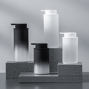 Homestay Vierdelige Set Van Glazen Flessen Mousse Lichaamszeep Drie Hand Desinfecterend Hotel Badkamer Blaarfles Glas - Product Image 1