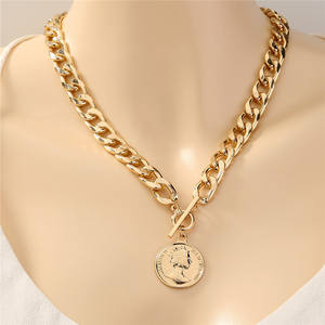 Collana Hip Hop Dorata con Catena Spessa e Ciondolo a Medaglione <span class=keywords><strong>per</strong></span> Donne e Ragazze - Product Image 1