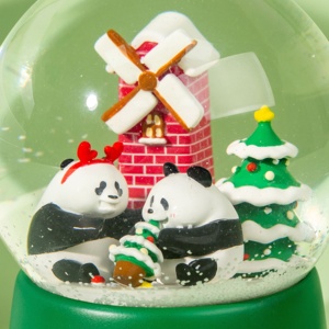 Sản phẩm mới cối xay gió gấu trúc Quả cầu tuyết giáng sinh Quả cầu tuyết dễ thương sáng tạo món quà giáng sinh trong nhà trang trí máy tính để bàn Quả cầu tuyết - Product Image 5