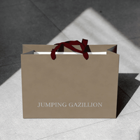 Sacs shopping en papier personnalisés en gros avec poignée en ruban de satin, logo imprimé, sacs cadeaux de remerciement pour l'emballage de produits artisanaux et de bougies