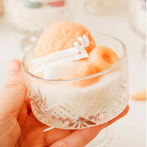 Forme de crème glacée <span class=keywords><strong>soIce</strong></span> bougies en cire de soja en forme de crème parfumée parfum de luxe et désodorisation articles d'ameublement bougie d'anniversaire - Product Image 3