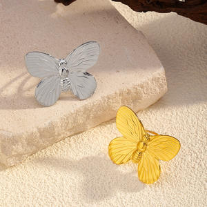 خاتم نسائي نحاسي بتصميم فريد على شكل فراشة مع حجر طبيعي، ذو إحساس راقٍ، لا يتلاشى، خاتم مفتوح، مجوهرات ذهبية - Product Image 3