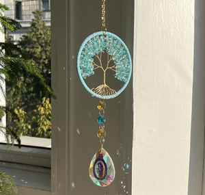 Penjualan laris empat warna kerikil kristal alami pohon kehidupan suncatcher batu kristal ornamen lonceng angin dekorasi rumah penangkap matahari - Product Image 3