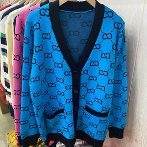 Ngày Mô Hình Phụ Nữ Giản Dị 'Dệt Kim Cardigan Áo Len Tùy Chỉnh Đan V-Cổ Áo Khoác Với Màu Sắc Tương Phản Mô Hình Mỏng Mùa Đông Miễn Phí - Product Image 2