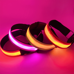 CustomLogo Phản Ánh Xu Hướng Thời Trang Nhấp Nháy Vòng Đeo Tay <span class=keywords><strong>Led</strong></span> Usb Có Thể Sạc Lại Ánh Sáng Lên Chạy <span class=keywords><strong>Armband</strong></span> Runner <span class=keywords><strong>Led</strong></span> Zaklamp Riem <span class=keywords><strong>Armband</strong></span> - Product Image 5