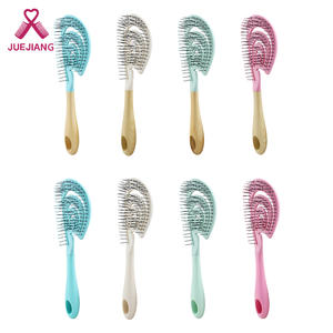 Cepillo Desenredante Láser y Antipiojos Super Top con Dientes de Plástico para Uso Doméstico - Protección Natural y Ecológica - Product Image 2