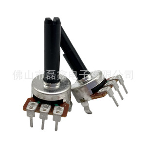 Potentiomètre rotatif Leixin R1615 à 3 broches, vertical, simple, avec réglage par bouton - Product Image 1