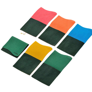 Bolsa de microfibra con logotipo personalizado, colores contrastantes, solapa ondulada, tipo sobre, delicada, para guardar collares, anillos y joyas. - Product Image 1