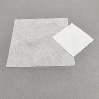 Consommables médicaux : Compresses chirurgicales non stériles en gaze non tissée 4 plis, certifiées CE Classe II, absorbantes
