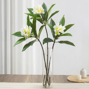 Flor Artificial de Frangipani Meng Jie, Tallo Único, Blanca y Amarilla, de Plástico, para Decoración del Hogar, Sala de Estar, Accesorios para Bodas - Product Image 1