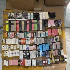 Inventario estadounidense de perfumes de marcas de lujo, de larga duración, con recibos y fragancias - Product Image 1