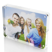 Manyetik akrilik fotoğraf çerçevesi 4*6 "5*7" 6*8 "yüksek şeffaflık cilalı resim bloğu