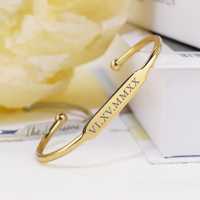 Bracelet personnalisé avec initiales et date, bracelet pour demoiselle d'honneur, cadeau pour la fête des mères, bracelet minimaliste personnalisé pour elle