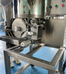 Machine automatique de fabrication de galettes de bœuf / Machine à galettes de viande pour hamburgers / Machine à former des galettes de hamburgers / Machine à hacher la viande - Product Image 4