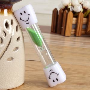 Minuteur de temps créatif rotatif en verre fait main, design moderne et ludique, pour le brossage des <span class=keywords><strong>dents</strong></span> des enfants (1 à 3 <span class=keywords><strong>minutes</strong></span>), idéal pour la Journée des enfants, avec entonnoir, petit cadeau, vente en gros - Product Image 4