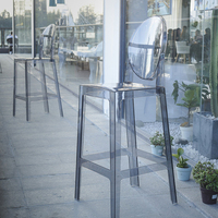 Salle à manger de luxe Banquet Party Transparent Acrylique Plastique Haut Tabouret Ghost Bar Chaises pour Événement