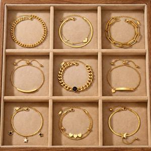 Bracelet en acier inoxydable plaqué or 18 carats avec chaîne cubaine et étoile d'amour pour femme, bijoux étanches et inaltérables - Product Image 1