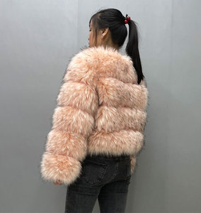 Veste d'hiver en fourrure pour femme, manteau à manches longues, col rond, de haute qualité, épais et chaud, Faux raton laveur, chien, renard, court, nouvelle collection - Product Image 6