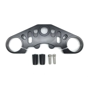 Servicio de Mecanizado CNC de Alta Precisión para Piezas de Aluminio Personalizadas, Mecanizado CNC a Medida, Abrazaderas Triples Anodizadas - Product Image 3