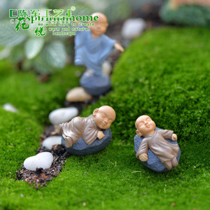 Decoración de micropaisaje Weij, pequeño <span class=keywords><strong>monje</strong></span> de dibujos animados, musgo, suculenta, proceso de ensamblaje DIY - Product Image 3