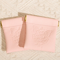 Promotion haut de gamme Pu rose sac personnalisé gaufrage impression anneau collier boucle d'oreille stockage bijoux cadeau pochette en cuir Pu