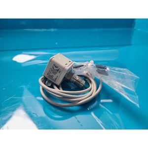 Pressostat numérique SMC ISE80-A2-T-M, utilisé comme pièce détachée pour équipement semi-conducteur d'époque - Product Image 6