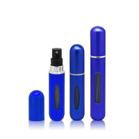 Mini bouteille de recharge de parfum en plastique PET aux couleurs complètes Conteneurs d'emballage de cosmétiques de poche Bouteilles en forme de vaporisateur à usage de voyage