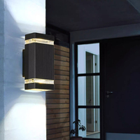 Luz de pared hacia arriba y hacia abajo Pasillo Balcón Lámpara de jardín simple Villa Foco de pared exterior Lámpara de pasillo Lámpara de pared impermeable LED
