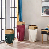 Vase à fleurs moderne nordique en acier inoxydable de grande taille, 56 cm de haut, blanc et or, pot à fleurs en métal pour la décoration intérieure