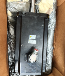 Moteur AC R88M-1M7K515C-BOS2 7,5 kW 1500 tr/min 400 V AC à couple élevé pour système de contrôle de mouvement - Product Image 3