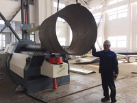 Machine à rouler les plaques CNC à 4 rouleaux Rbqlty, fonctionnement automatique, modèle personnalisable avec certifications CE ISO SGS
