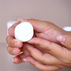 Ống nhựa cho viên sủi bọt với nắp lò xo chai viên vitamin rỗng - Product Image 5