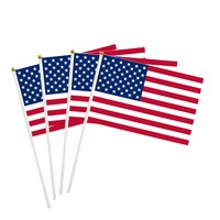 Bandera de Mano Personalizada de Poliéster de 14x21 cm con Diseño de la Selección Brasileña de Fútbol para Fanáticos del Fútbol