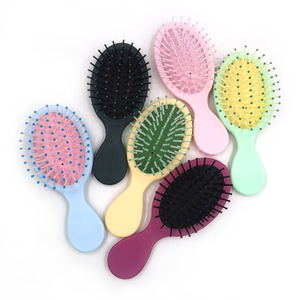 Mini peigne à coussin d'air mignon pour femmes, peigne de massage, style coréen, peigne portable pour la maison et les voyages. - Product Image 1