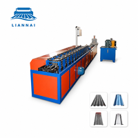 Machine de formage à froid pour portes enroulables Lian Nai, équipement de formage à froid pour lames de volets roulants, machine de formage à froid pour panneaux de porte en acier, certifiée ISO