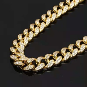 Collar de Alta Calidad con Microincrustaciones de Oro, Cadenas Cubanas con Circonitas 3A - Product Image 5