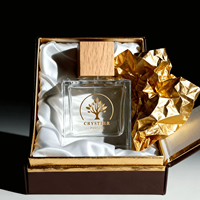 Flacon pulvérisateur de parfum écologique et recyclable de 100 ml, forme carrée transparente, style moderne, diffuseur à bâtonnets, impression sérigraphique, couleur personnalisée