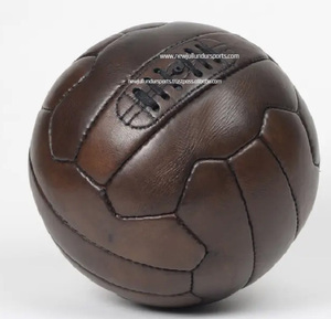 100% ลูกฟุตบอลหนังย้อนยุคแบบวินเทจลูกฟุตบอลสีน้ำตาลเย็บด้วยมือของแท้ - Product Image 2