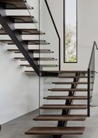 CBMMart personnalisé Villa Australian Standard Escalier droit Mono Stringer Escaliers flottants Escalier à plancher flottant