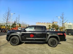 Pick-up robuste à carrosserie renforcée pour les aventures <span class=keywords><strong>en</strong></span> plein air et le transport d'équipement de camping - Product Image 3