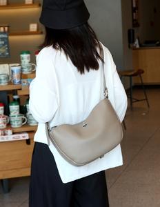 Nuevo Bolso de Mujer Casual de Moda, de Cuero Genuino Suave, Bolso Bandolera de Cuero Vacuno de Alta Calidad - Product Image 3