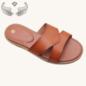 Nouvelles mules décontractées pour femmes, design estival, à bout ouvert, plates, durables, légères, à enfiler – Vente en gros très prisée - Product Image 2