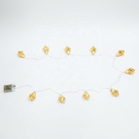 Guirlande lumineuse LED blanc chaud en plastique avec perles en forme de diamant, 190 cm, piles AA, 3 pièces, décoration de sapin de Noël