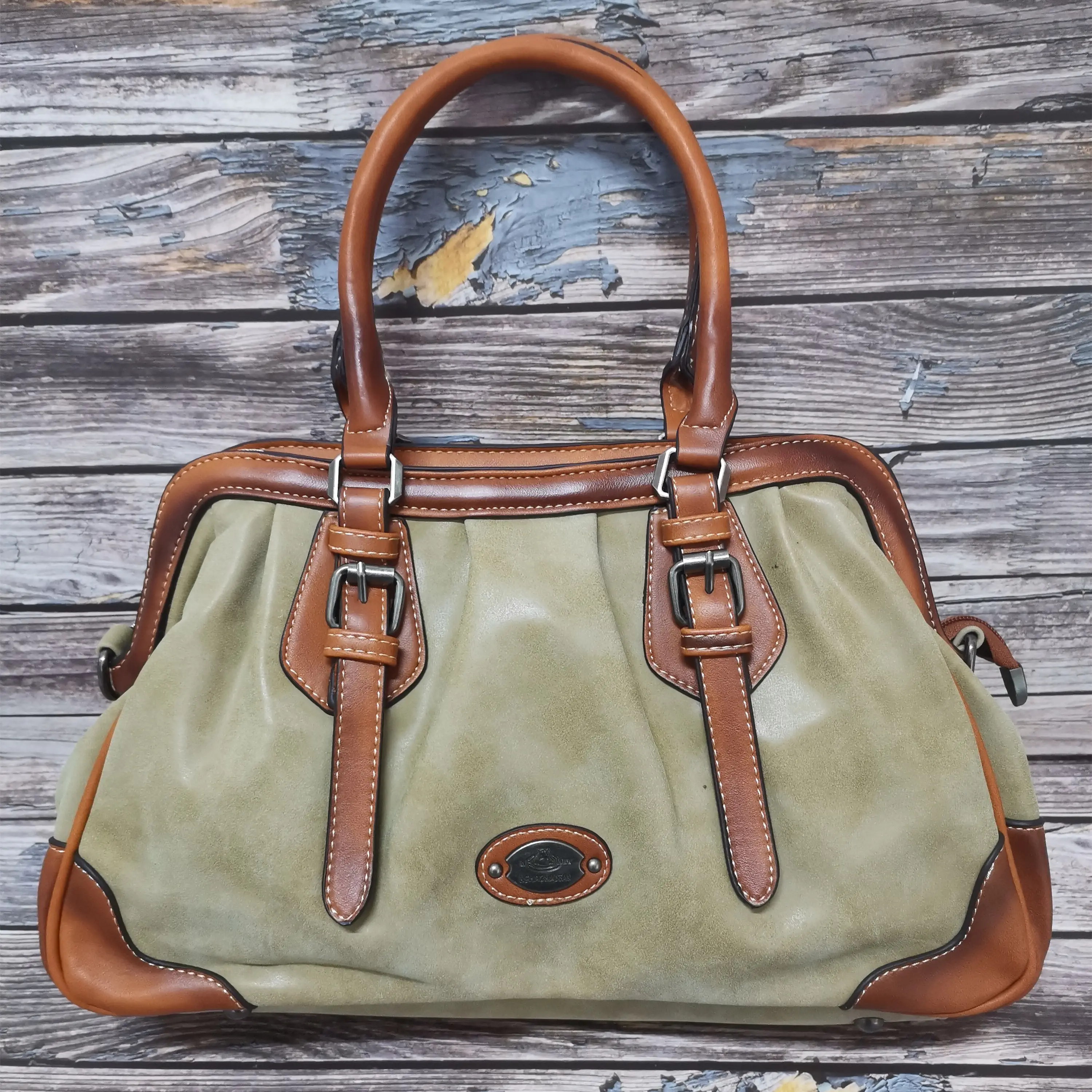 1 yeni tasarımcı Trendy Tote çanta kadınlar için kontrast renk buruşuk kaliteli çanta